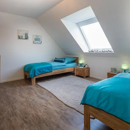 Louise Am Apartamento